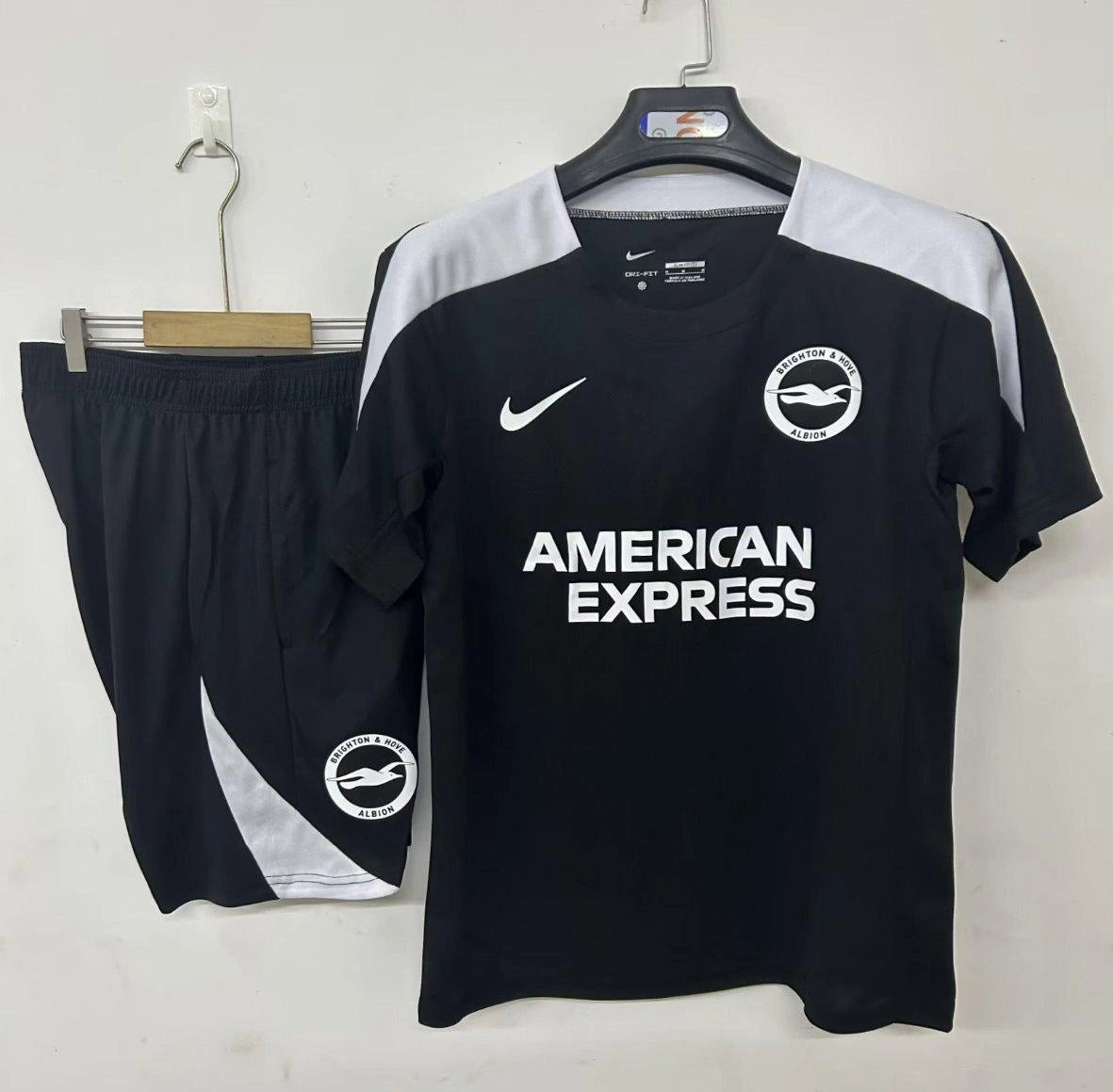 [2026] Chelsea Training Jersey Black + Shorts 2025–26 Season
